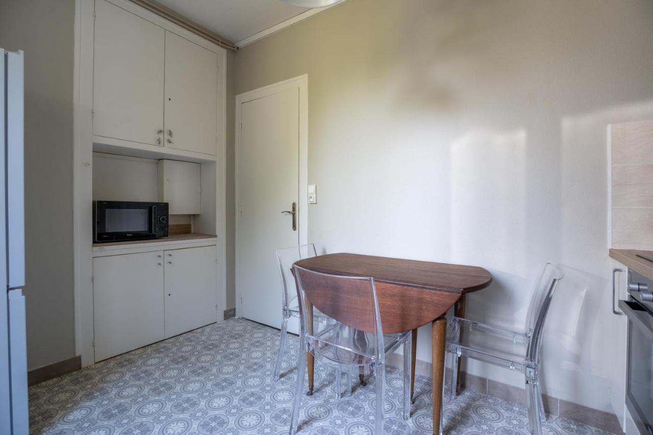 Maison De Ville Avec Jardin "La Coquette" Jonzac Luaran gambar
